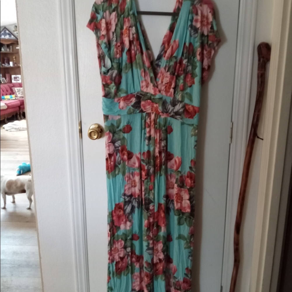 Gorgeous Iman dress you’re gonna love this dress on.